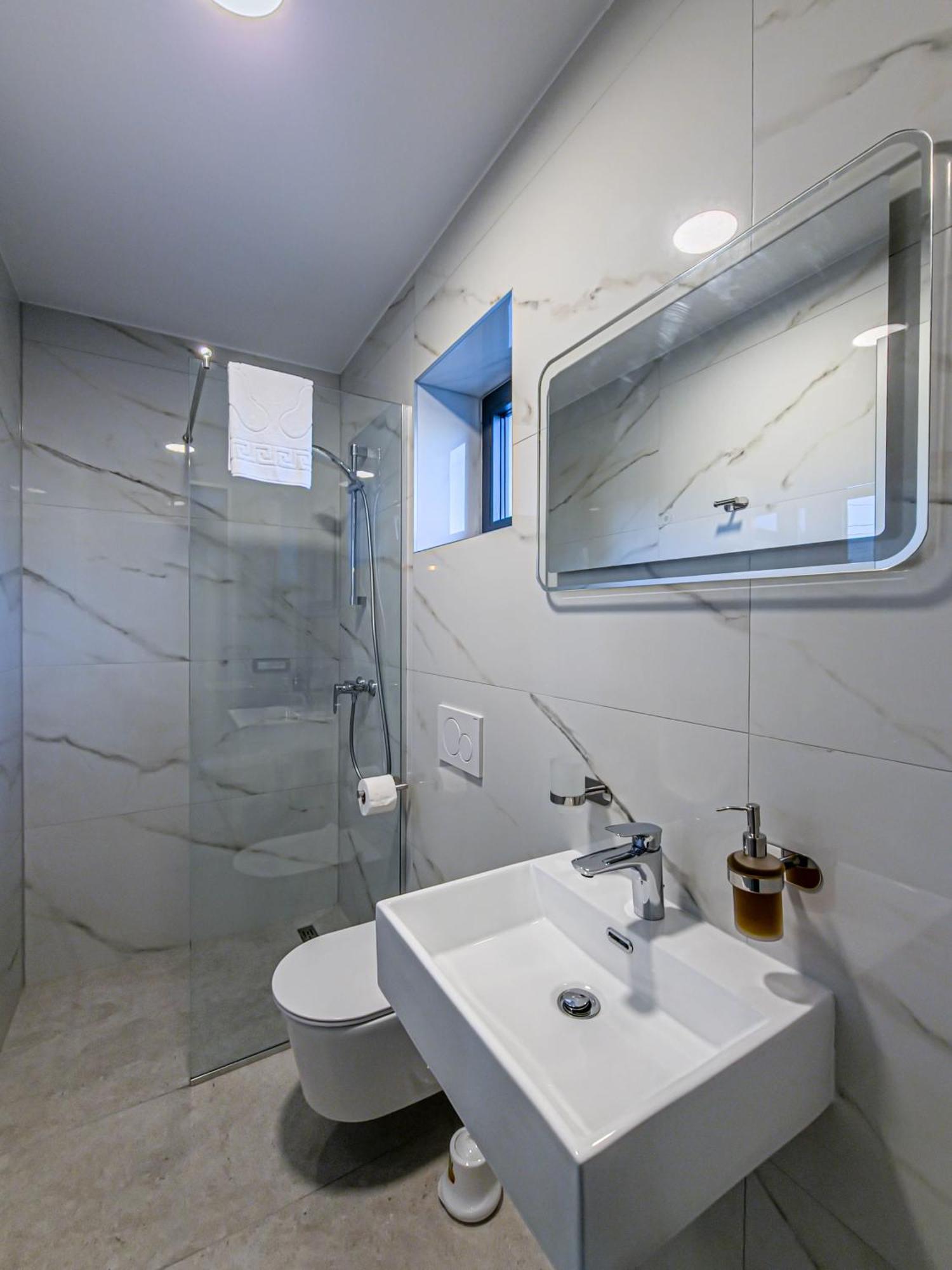 Sunrise Beachfront Bed & Breakfast Porec