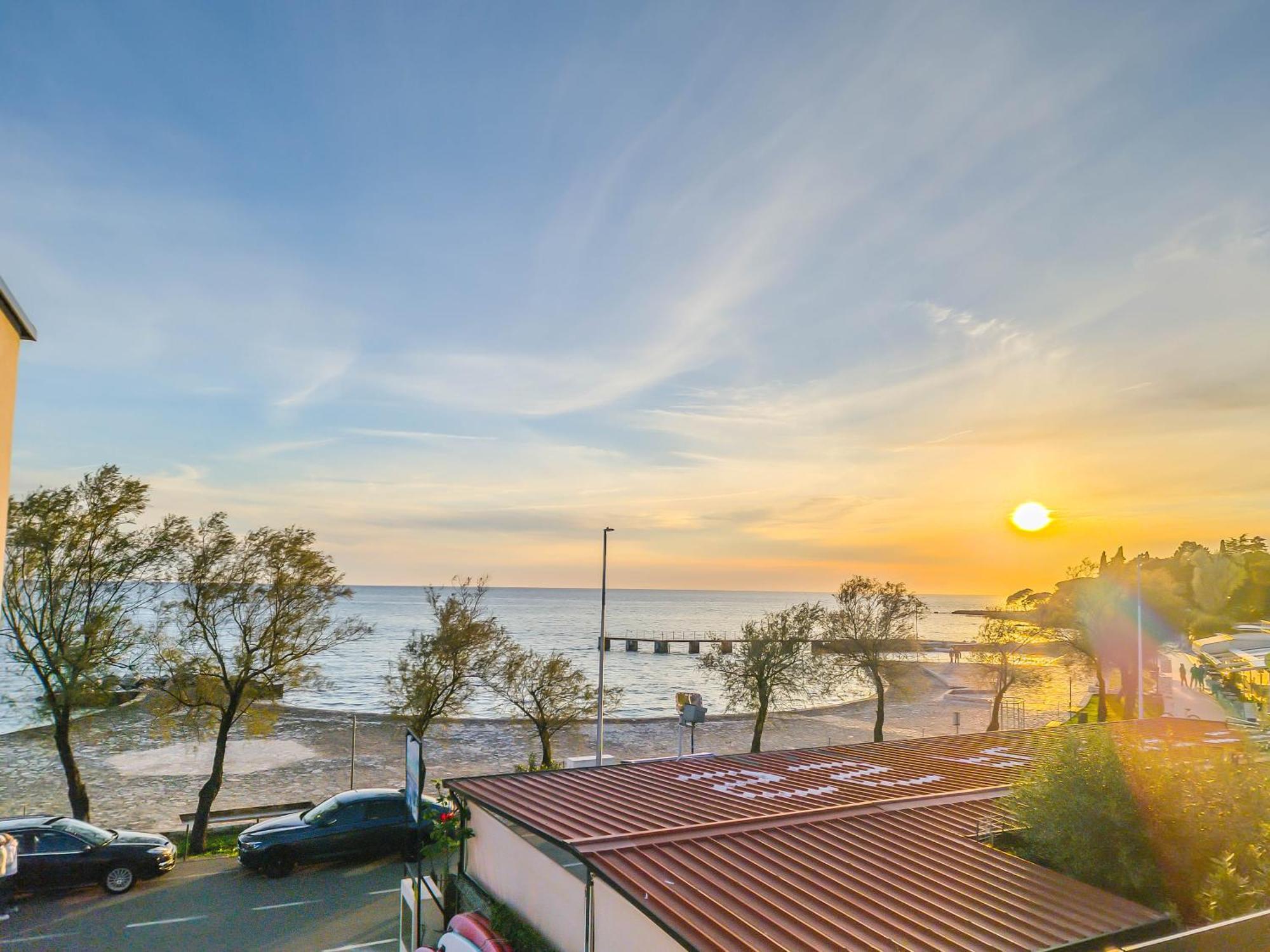 Sunrise Beachfront Frühstückspension *